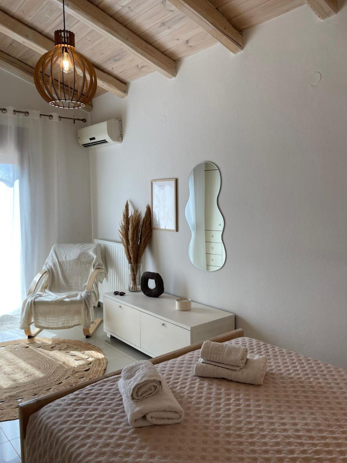 Villa Aspasia With Private Jacuzzi - Oasis Resort كوكينوس بيرغوس المظهر الخارجي الصورة